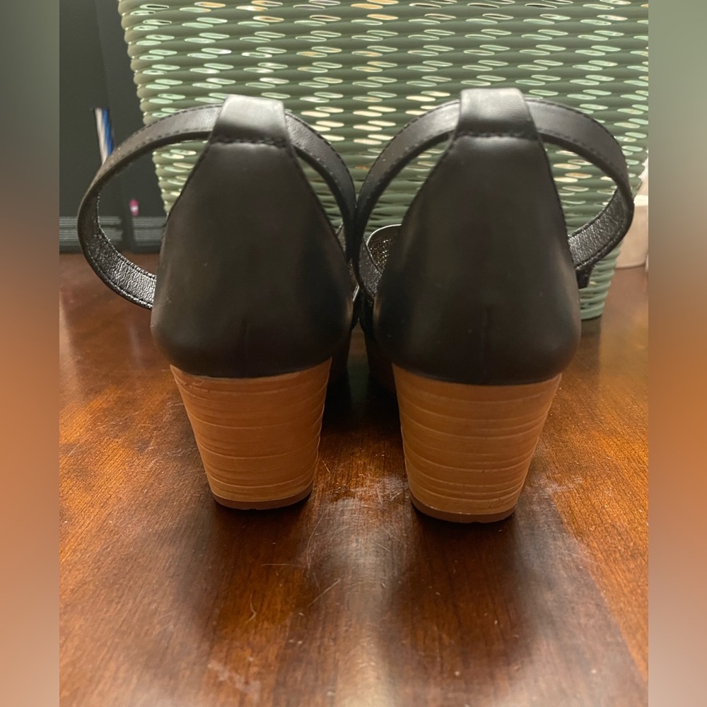 Bare Traps MARTA Women's Sandals SZ 9 Color Black - Picture 8 of 10